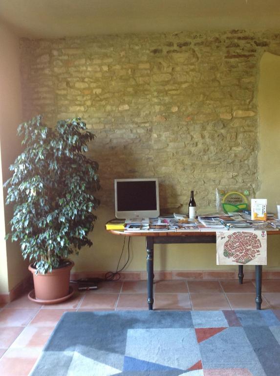 Locanda San Lorenzo Roddino Exterior photo